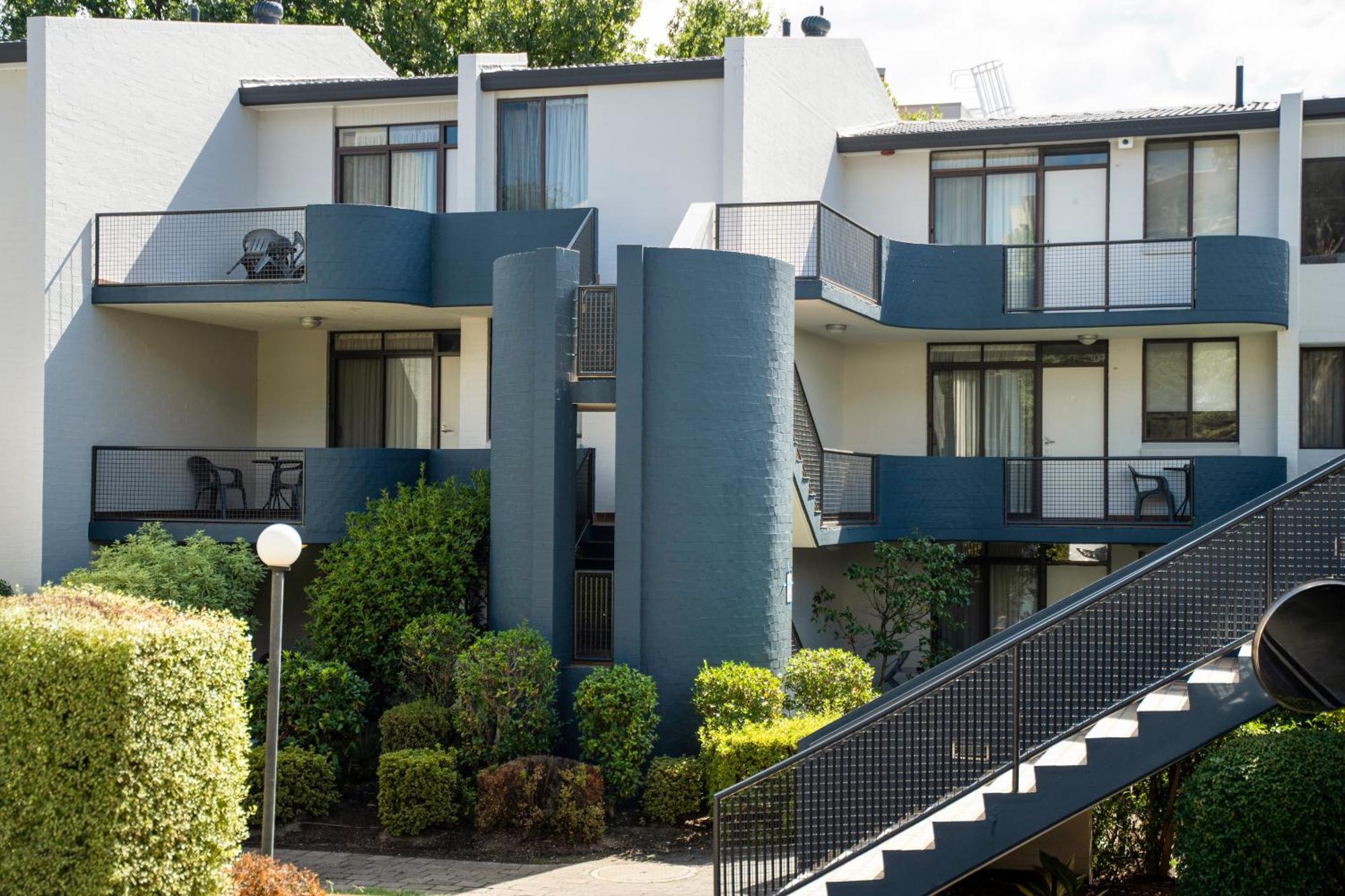 Manuka Park Serviced Apartments Canberra Exterior foto